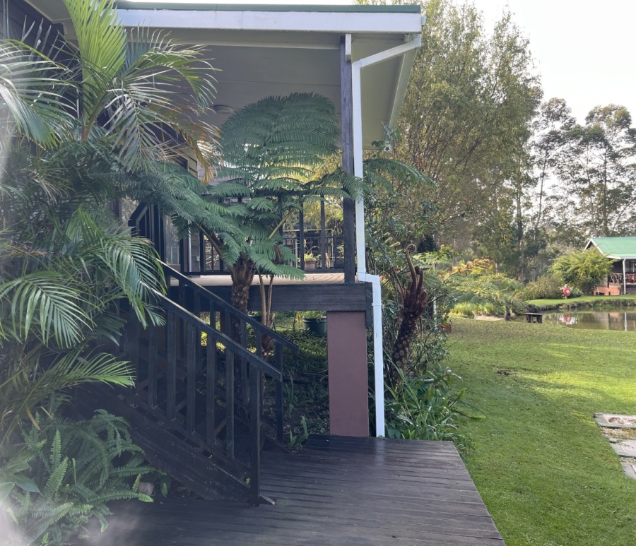 2 Bedroom Property for Sale in Harkerville A H Western Cape